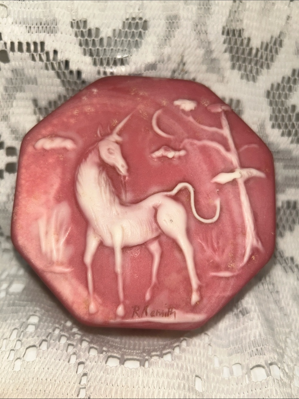 1974 Unicorn soapstone octagon jewelry trinket box